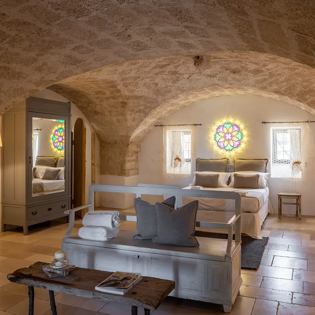 home-dimore-01-mobile-masseria-eccellenza-fasano-puglia